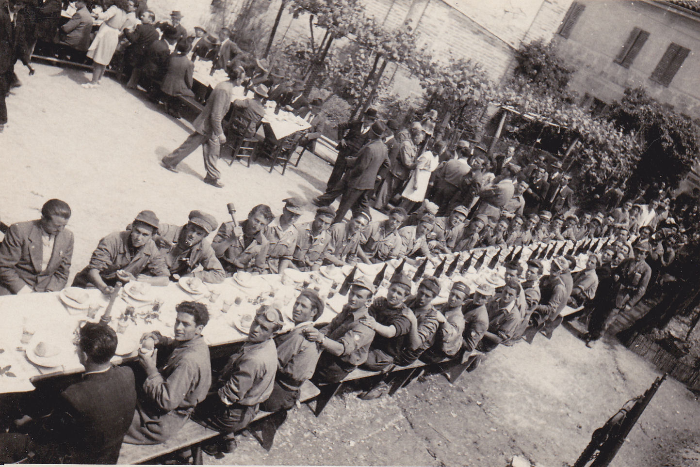 foto festa per la Liberazione a Mombello